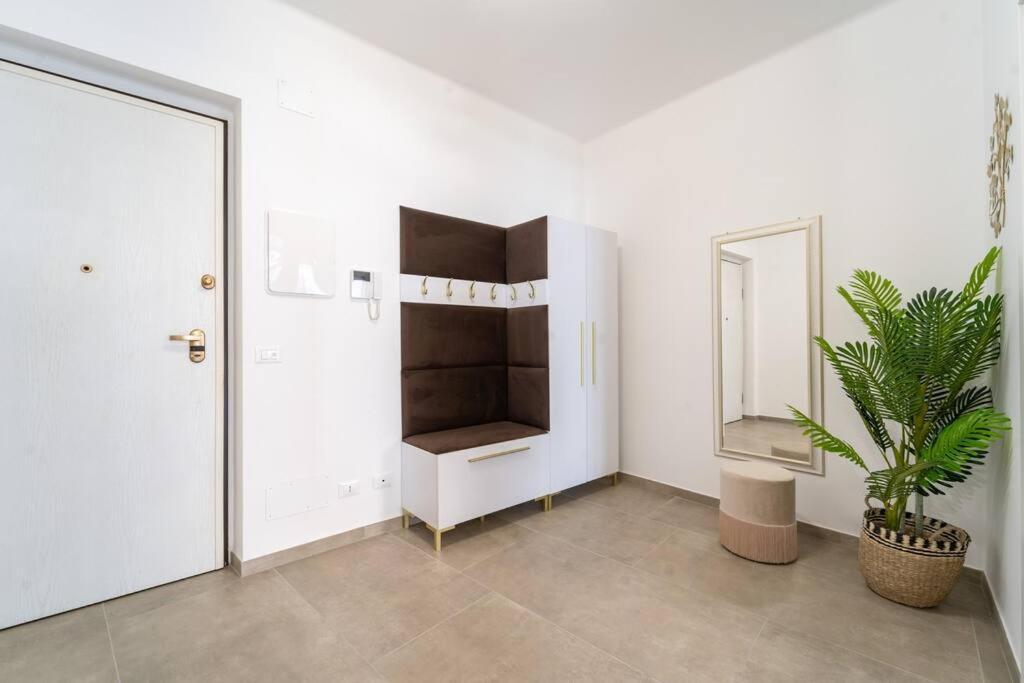 Palm Centro - Teatro Ariston Apartment *
